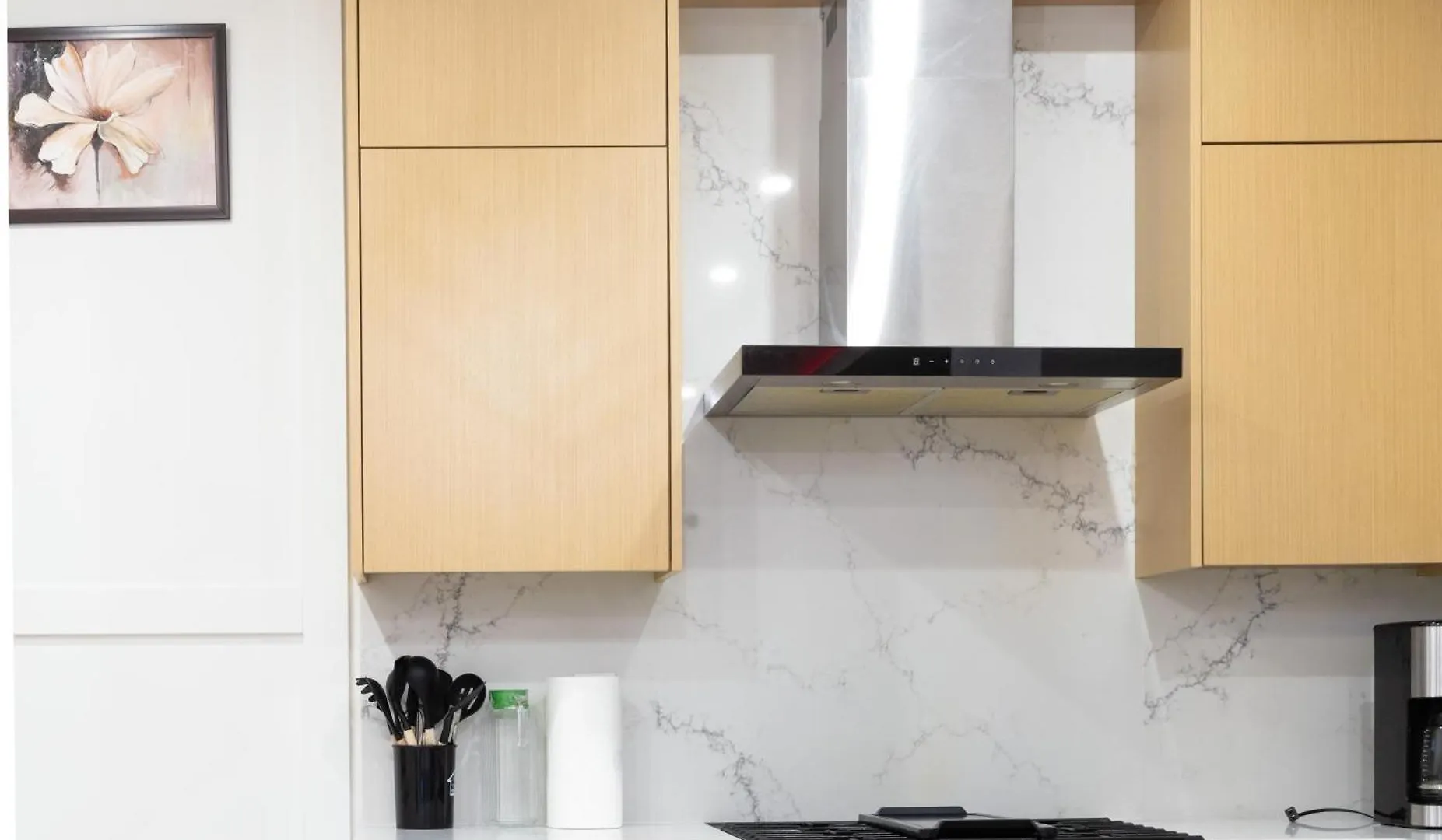 펜션 Brand-New 4 Bedroom Family-Friendly Duplex Is Your Home Away From Home In Vancouver! 캐나다